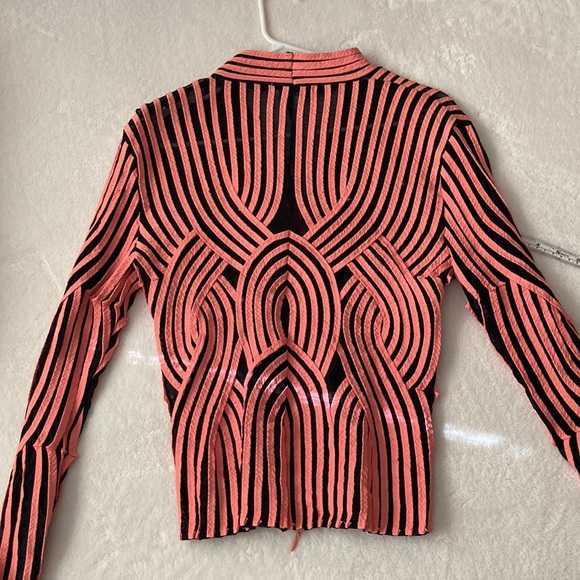 Alexandra Rosati zip front shirt, 10 black and salmon pink - Picture 5 of 8